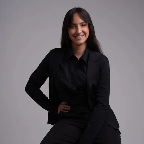 Helen Coscodai